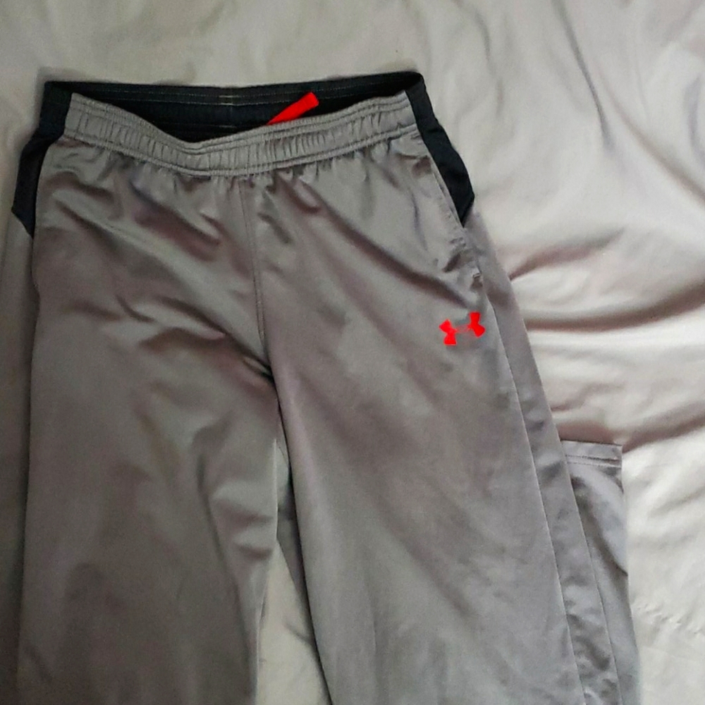 UA youth sweatpants